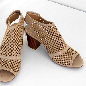 Kim Rogers Safari Susie Women's Sandal Size 7 NWT